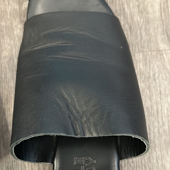 Little Burgundy black slide sandal - Picture 4 of 7